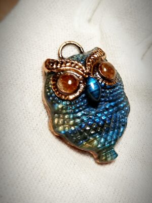 Soví tajemství - Labradorit a sluneční kámen - Galvanoplastika