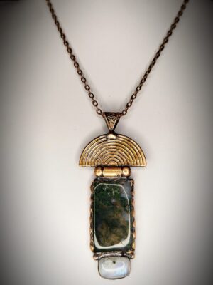 Propojení - galvanoplastika - pokovení jehož součástí jsou dva minerály achát mechový  a měsíční kámen