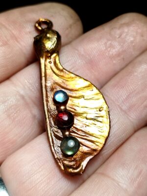 Křídla života - Měsiční kamen ,Granát ,Labradorit - galvanoplastika