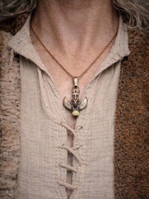 Měděný talisman Anubis – Strážce prahu mezi světy | ručně vyráběný esoterický šperk